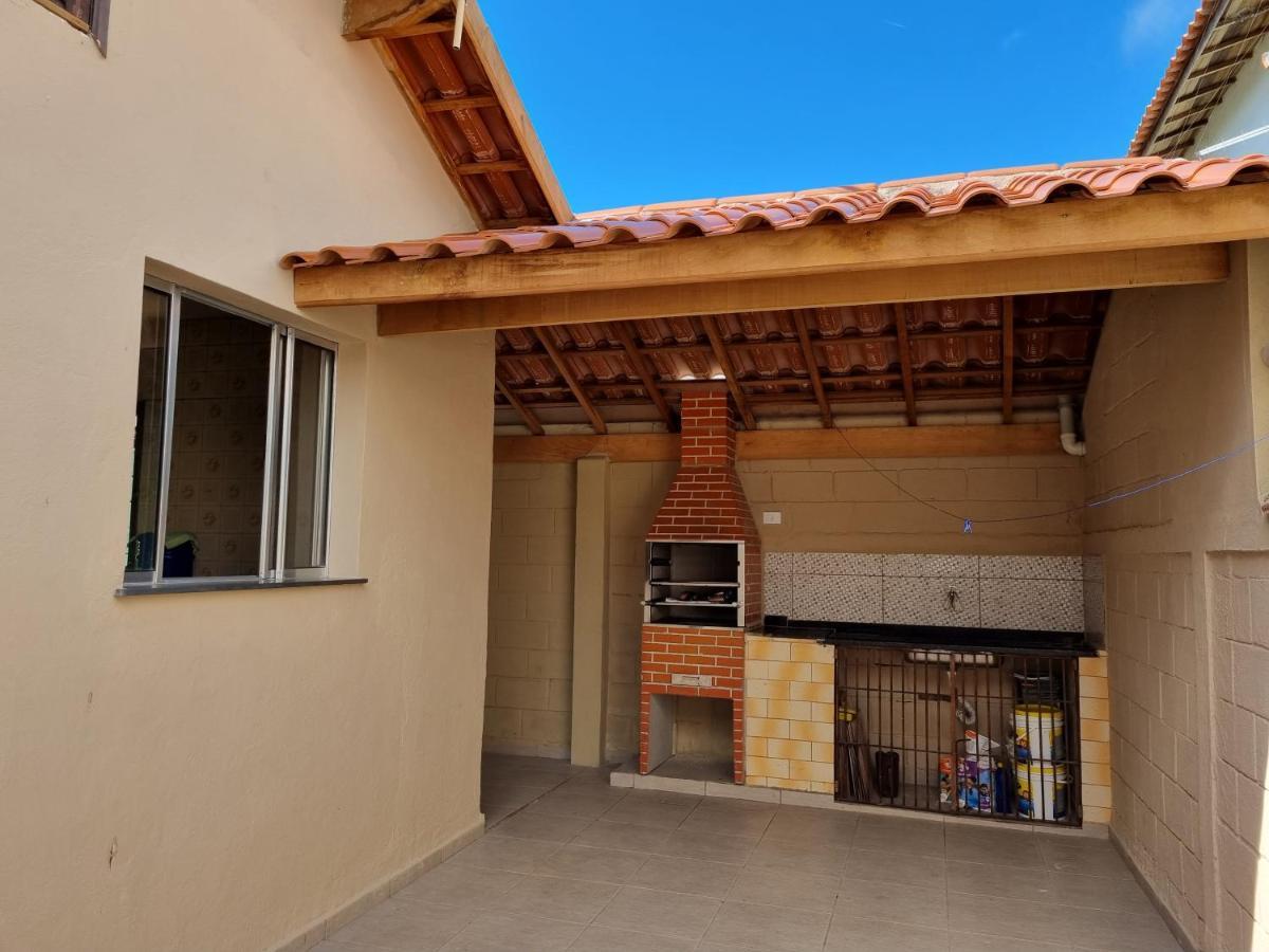 Confortavel Casa Com Piscina E Churrasqueira A 100M Da Praia Caraguatatuba Extérieur photo