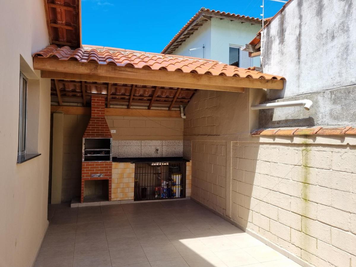 Confortavel Casa Com Piscina E Churrasqueira A 100M Da Praia Caraguatatuba Extérieur photo