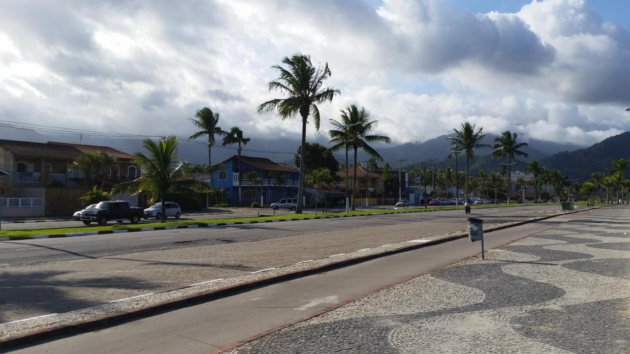 Confortavel Casa Com Piscina E Churrasqueira A 100M Da Praia Caraguatatuba Extérieur photo